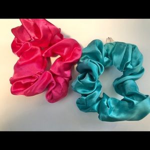 Pair of Silk Scrunchies